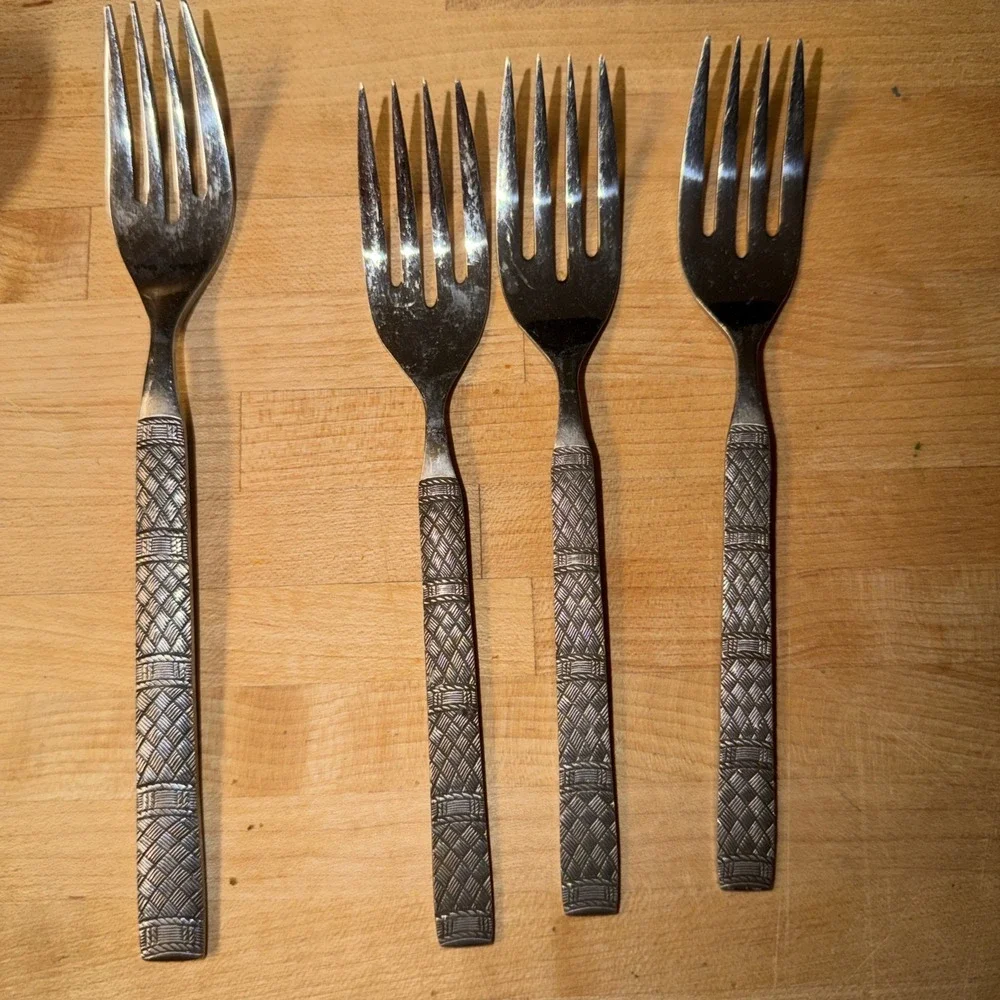 National Stainless TRACERY Basketweave Flatware Japan Silverware MCM 27 Pieces